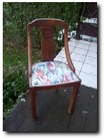 la petite chaise art "déco" s'offre le design "Missoni"